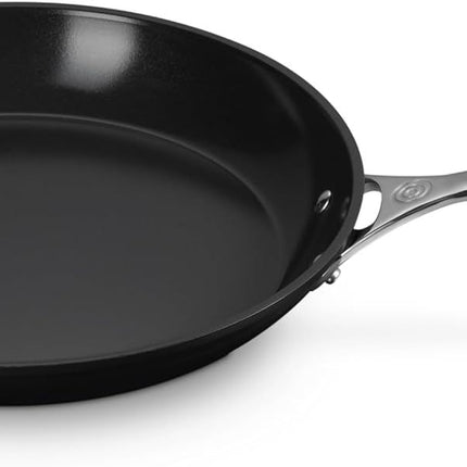 Le Creuset Essential Keramische Koekenpan - 24 cm