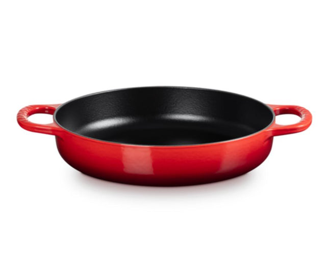 Le Creuset Signature Hapjespan met 2 grepen 28 cm - Kersenrood